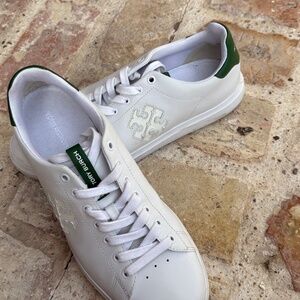 Tory Burch White and Green Double T Howell Court Sneaker